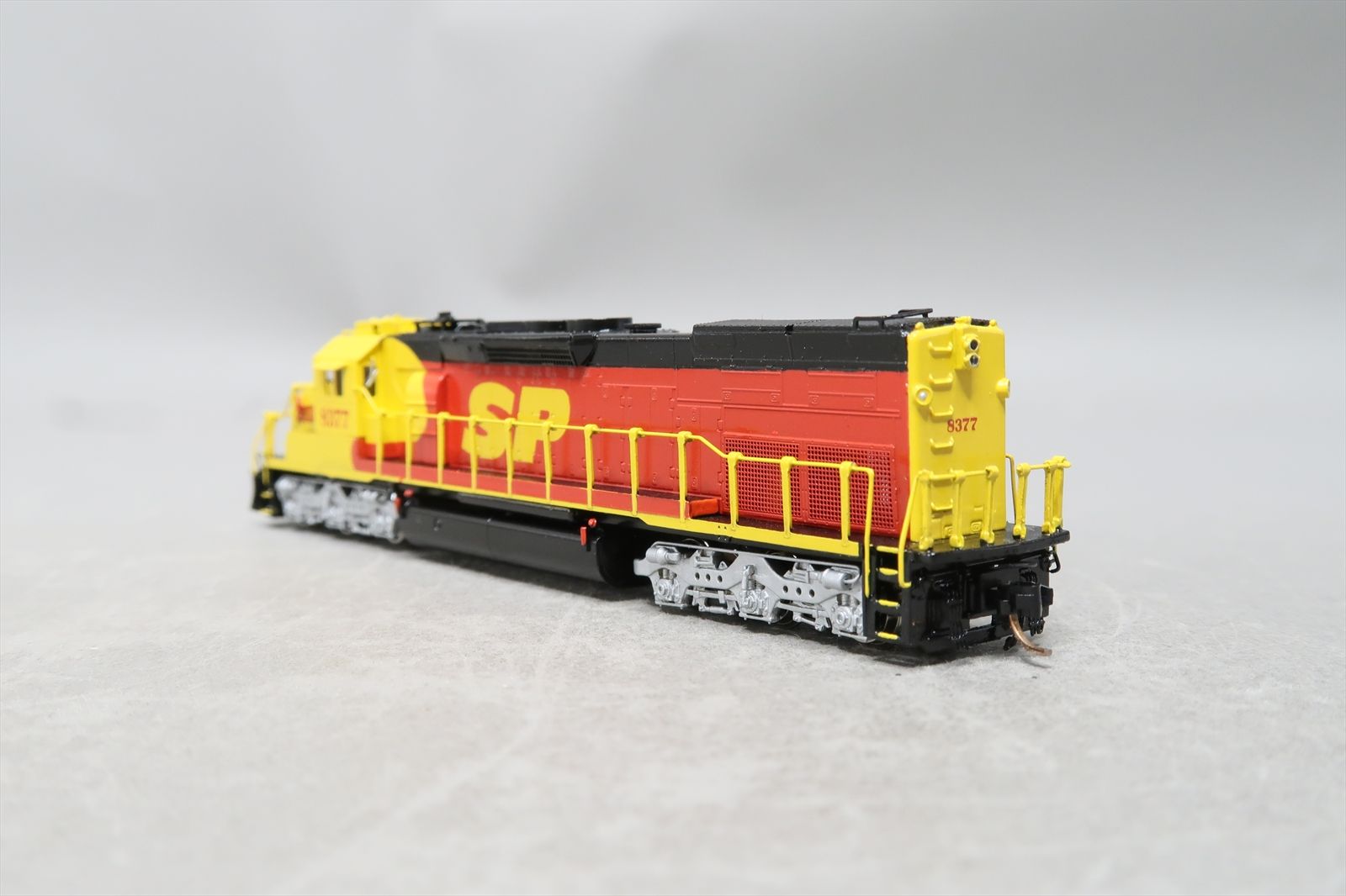 N Brass Model - OMI 2917.1 SP Southern Pacific SD40T-2 Kodachrome #8377 ...