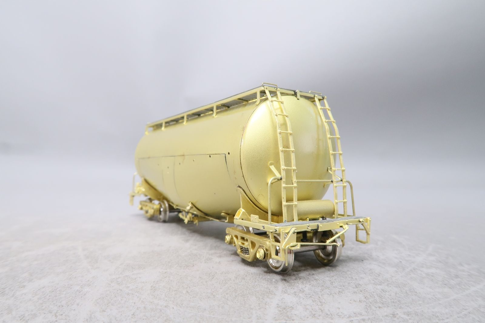 HO Brass Model - BCM Beaver CB&Q / ACL / BN Whale Belly Cement Hopper ...