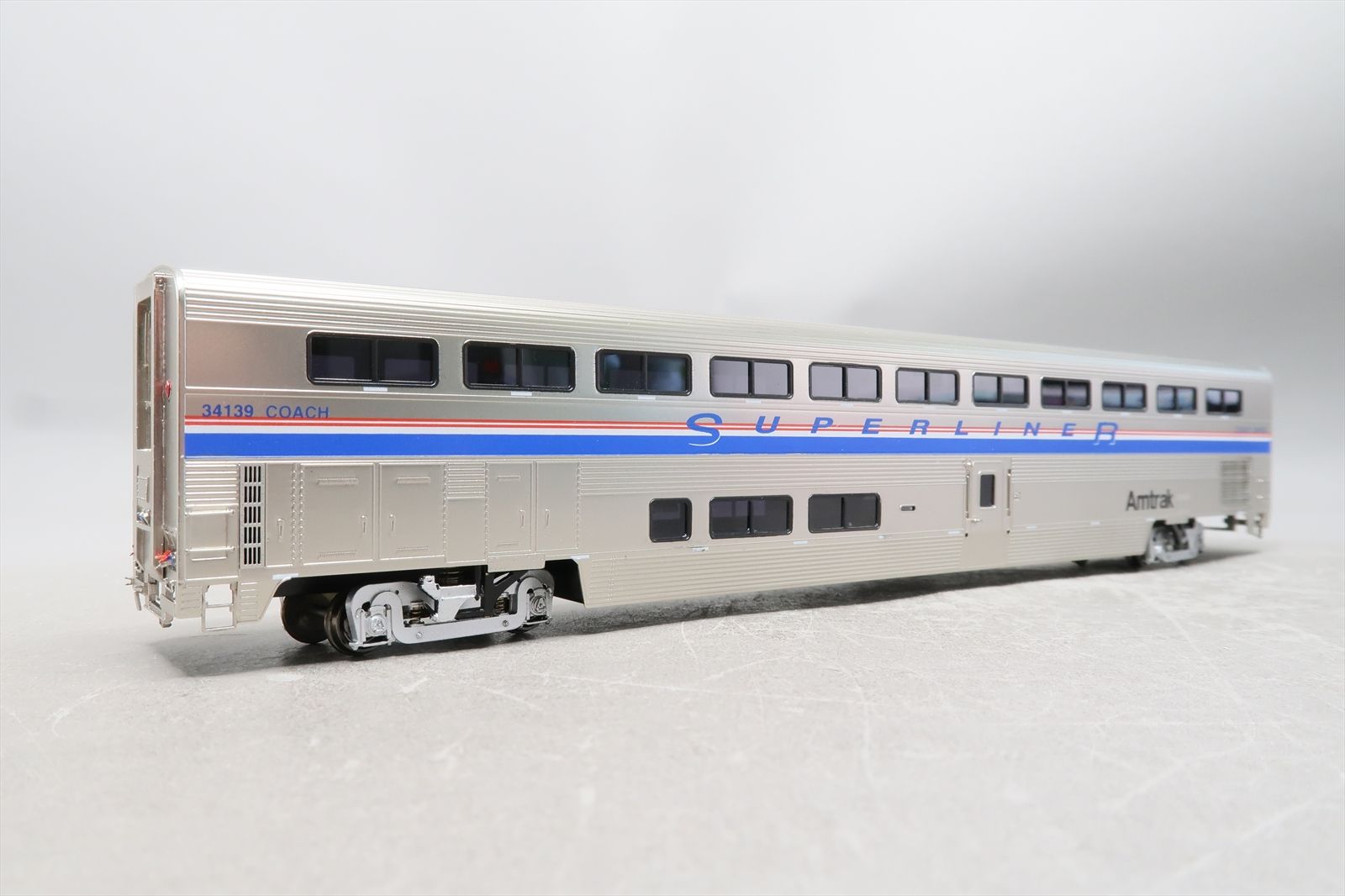 HO Brass Model - OMI 3330.1 Amtrak Superliner II Coach #34139 - F/P ...