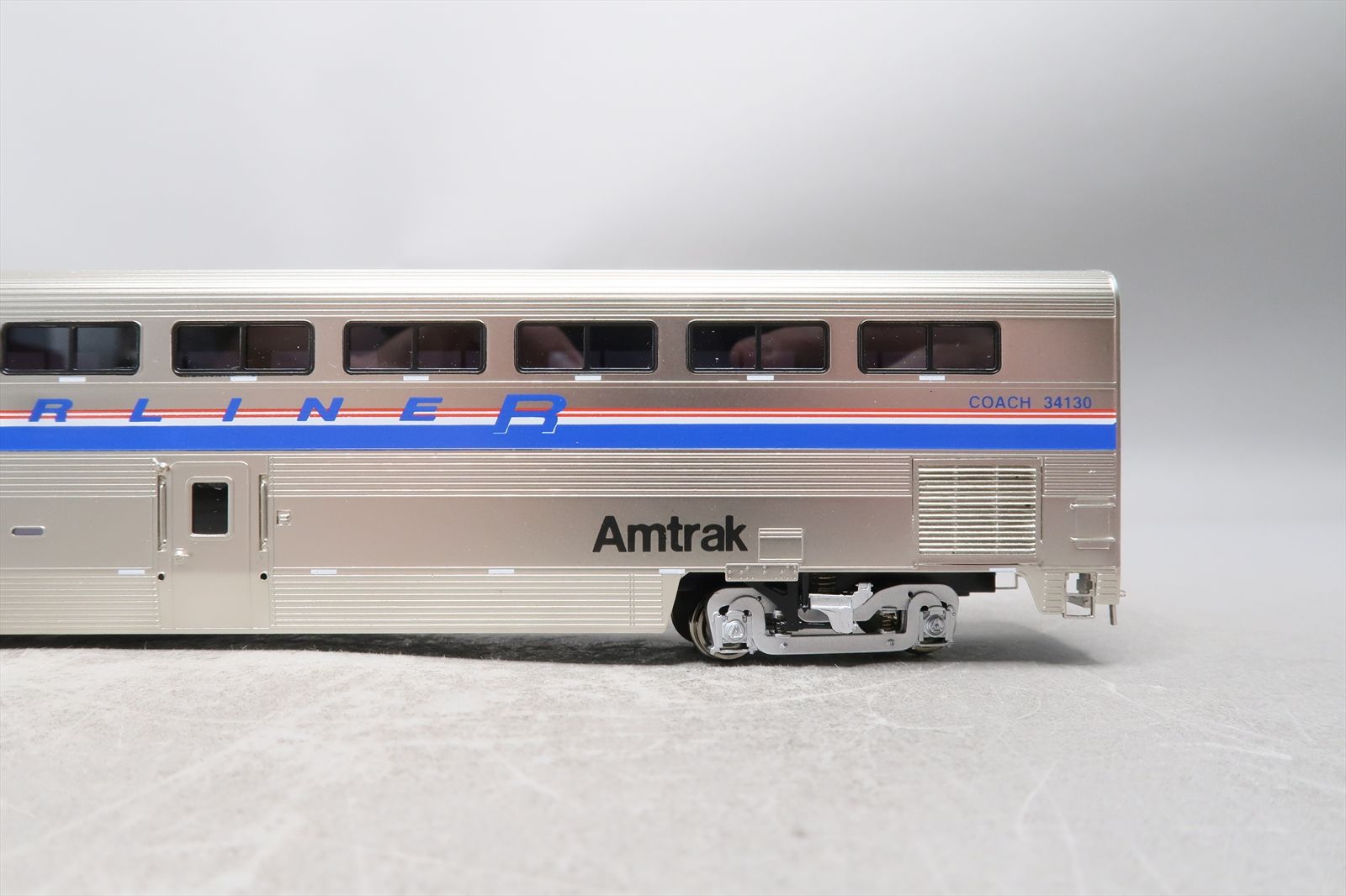 HO Brass Model - OMI 3330.1 Amtrak Superliner II Coach #34130 - F/P ...