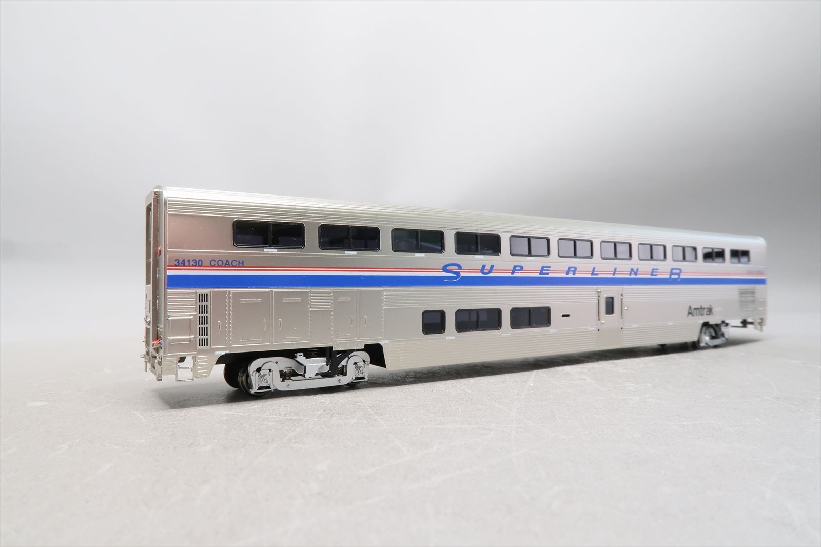 HO Brass Model - OMI 3330.1 Amtrak Superliner II Coach #34130 - F/P ...