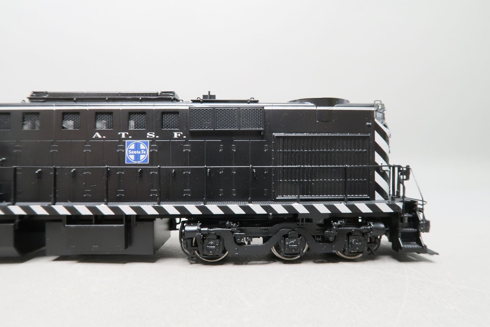 HO Brass Model - OMI 6901.1 AT&SF Santa Fe RSD7 Black / Aluminum #611 ...