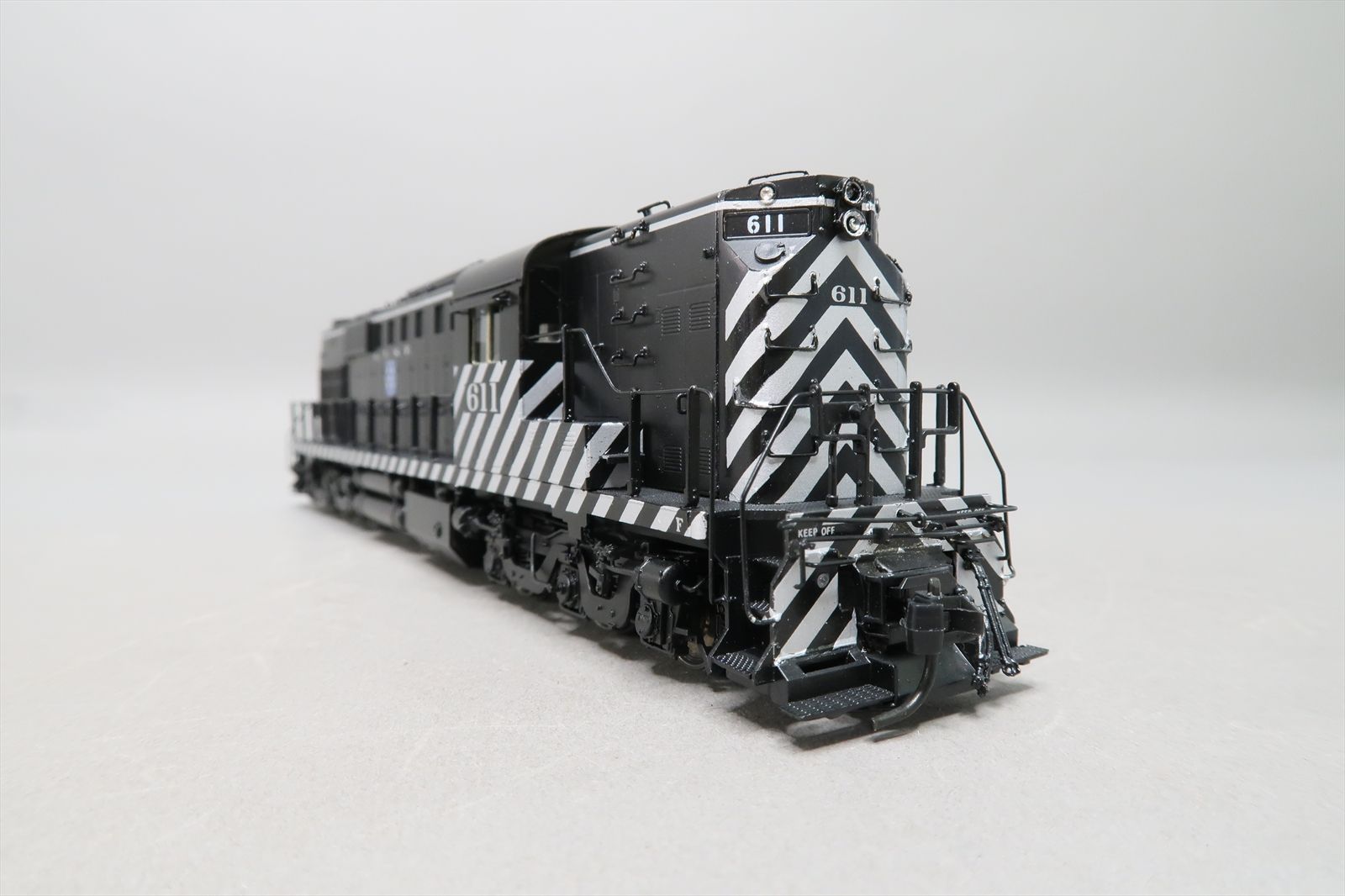 HO Brass Model - OMI 6901.1 AT&SF Santa Fe RSD7 Black / Aluminum #611 ...