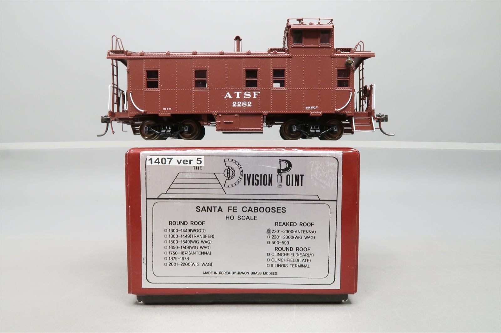 HO Brass Model - DP 1407 AT&SF Santa Fe Peaked Roof Steel Caboose #2282 ...