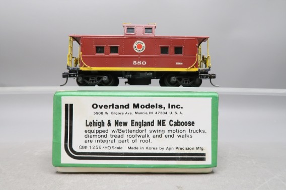 HO Scale Model Trains