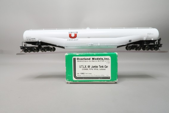 All Model Trains and Accessories