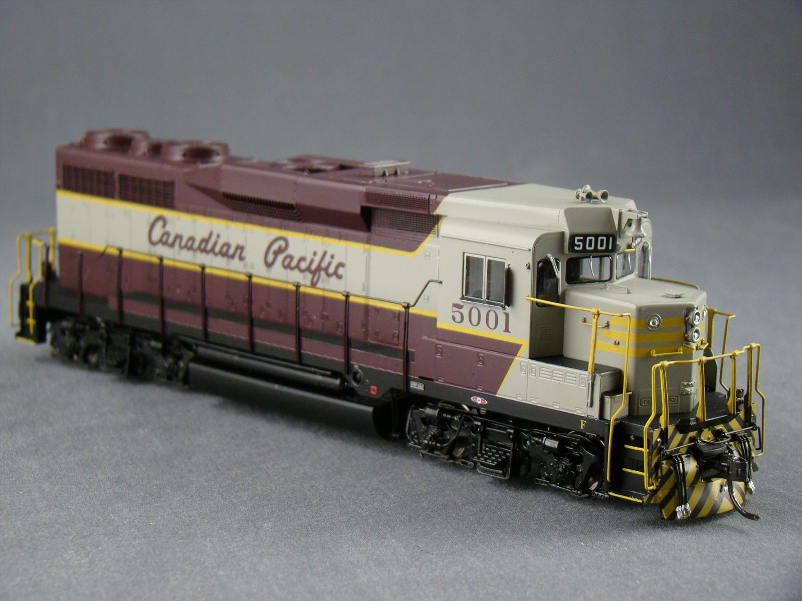 HO OMI CPR Canadian Pacific GP30 #5001