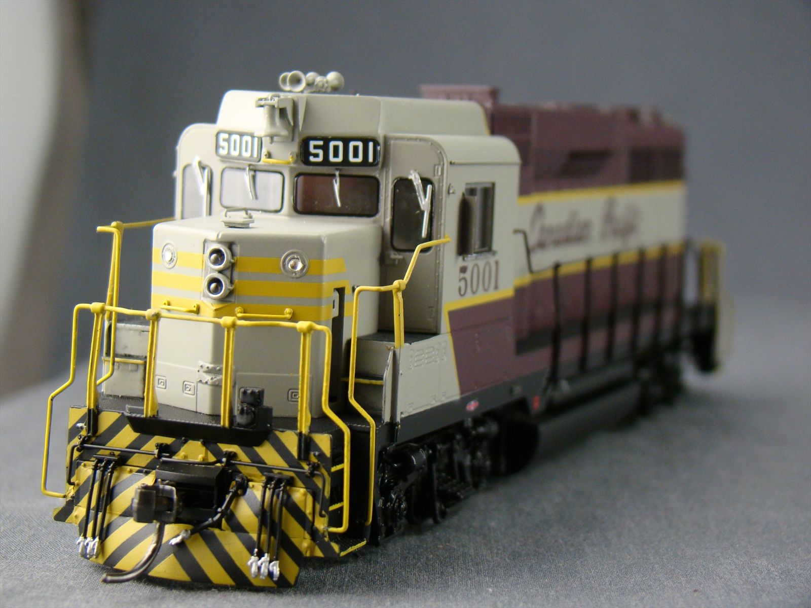 HO OMI CPR Canadian Pacific GP30 #5001