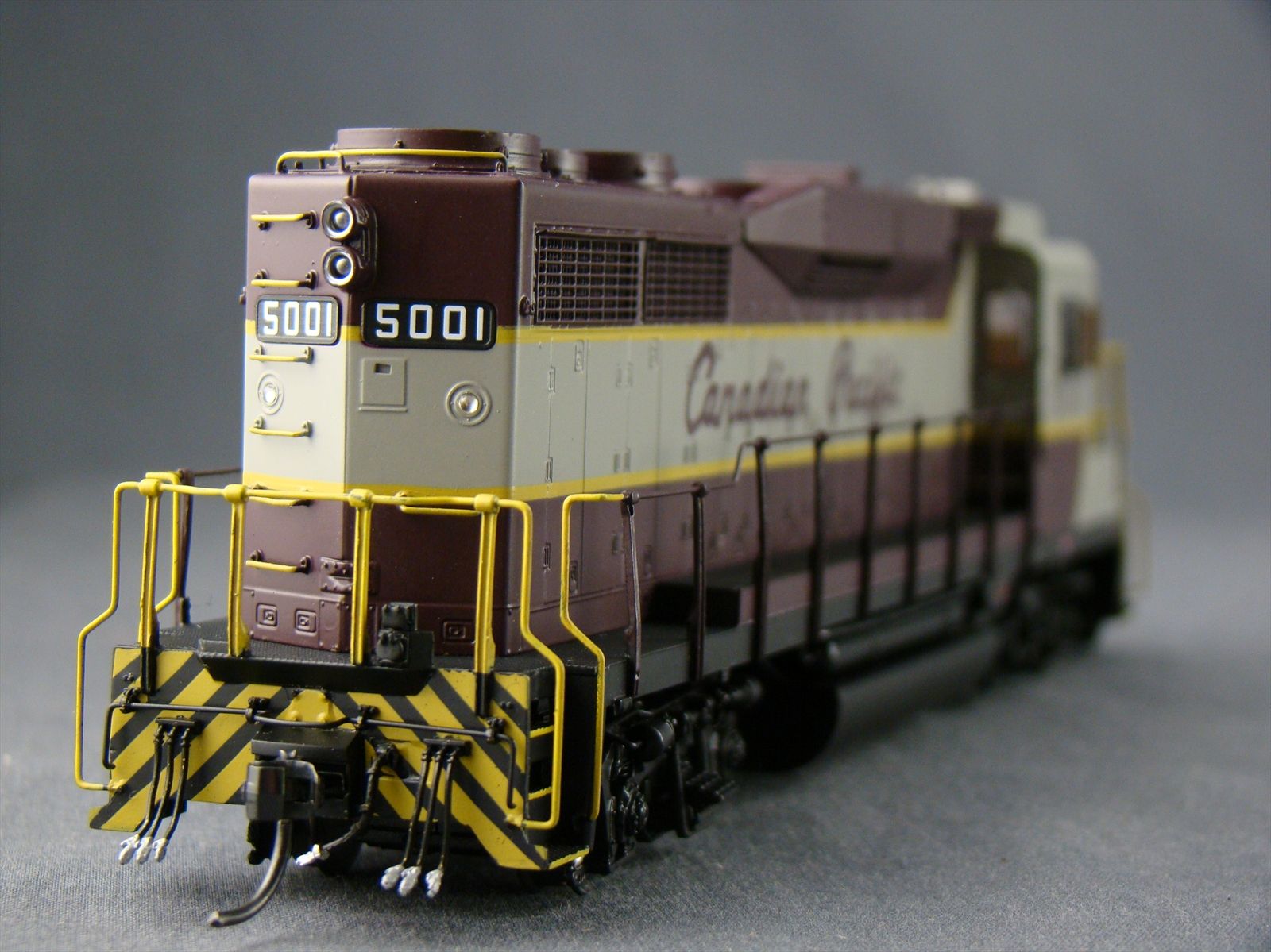 HO OMI CPR Canadian Pacific GP30 #5001