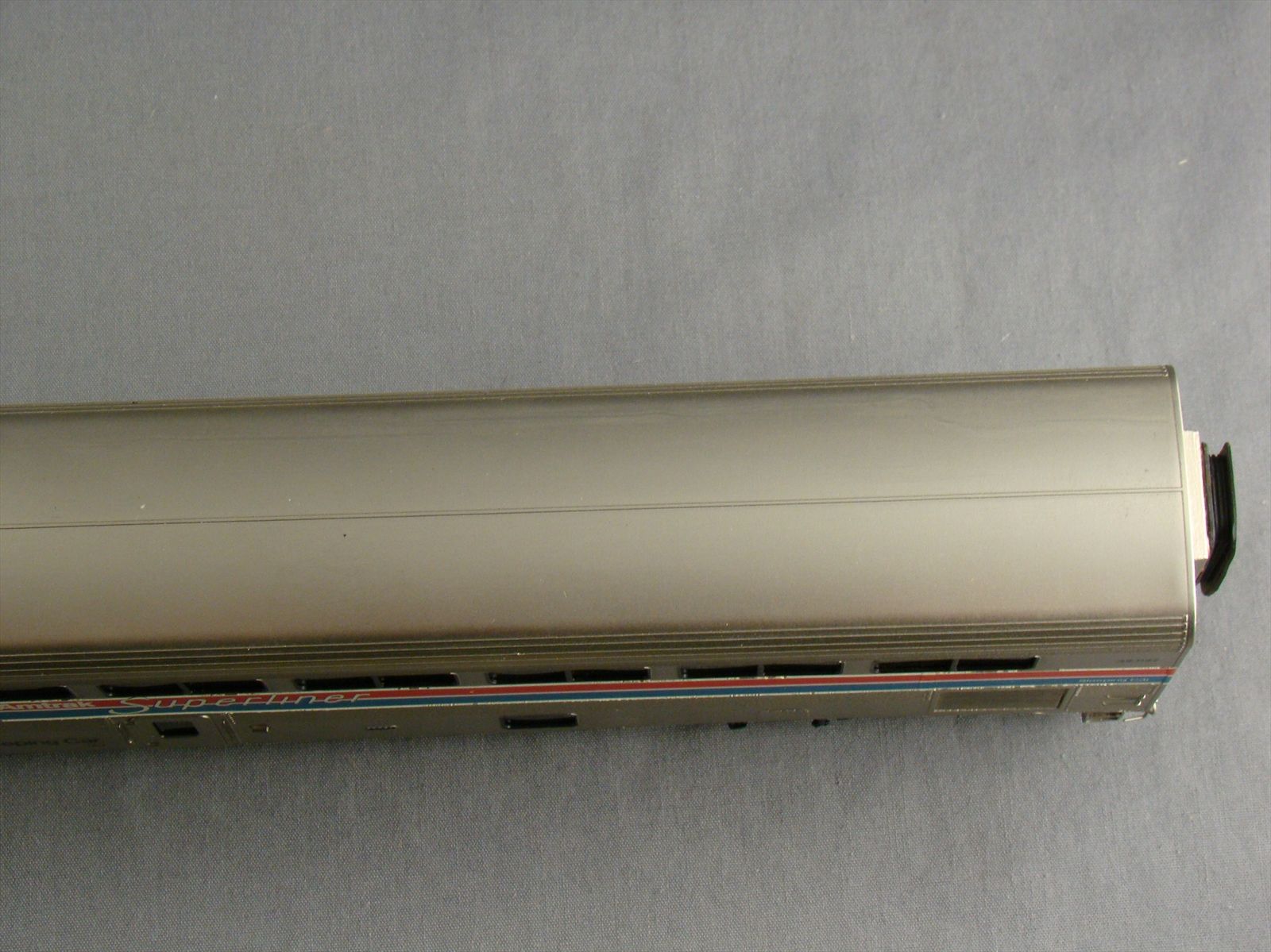HO PFM Amtrak Superliner Sleeping Car #32027
