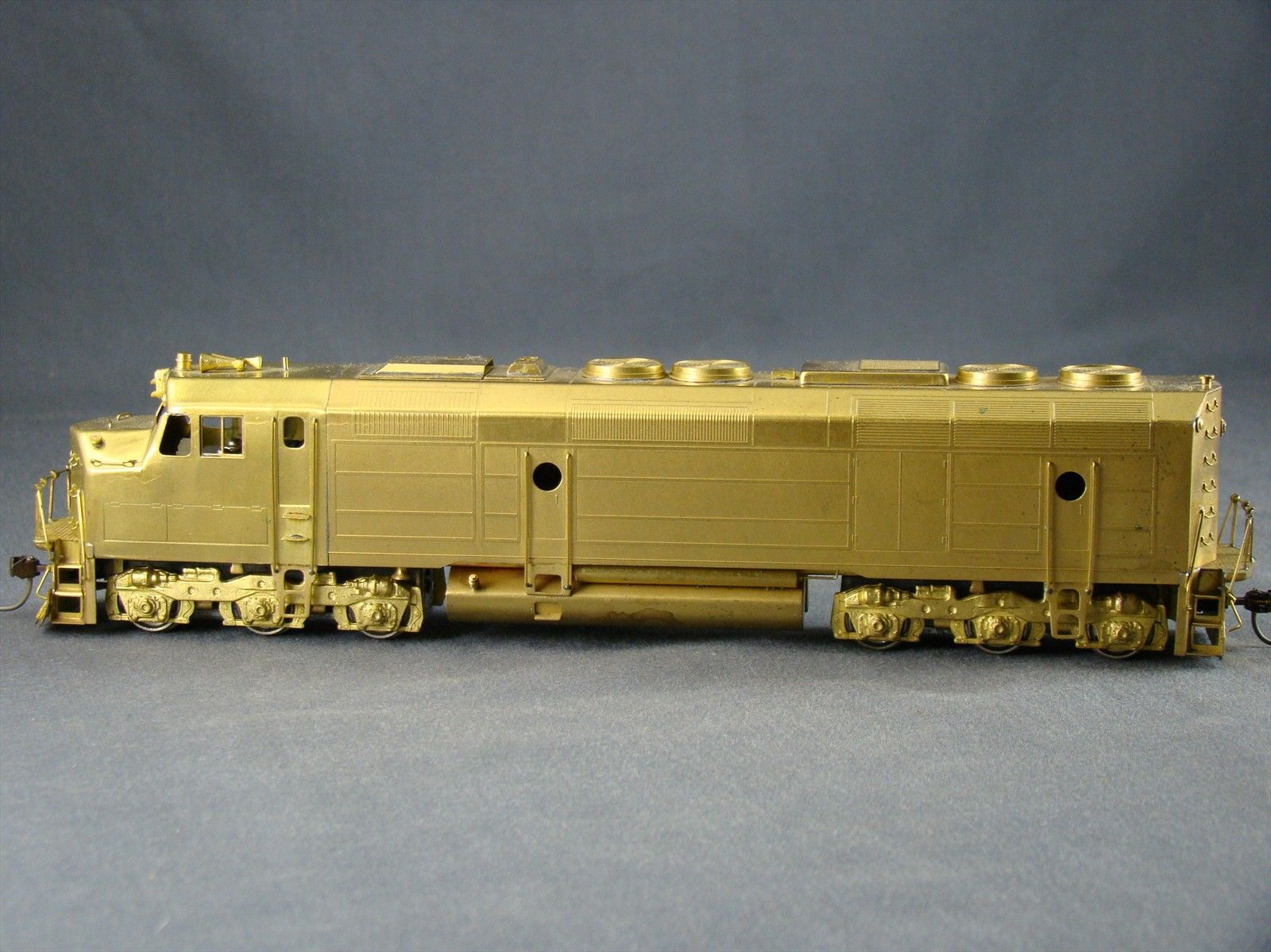 HO NJCB Custom Brass BN Burlington Northern EMD F-45 Diesel
