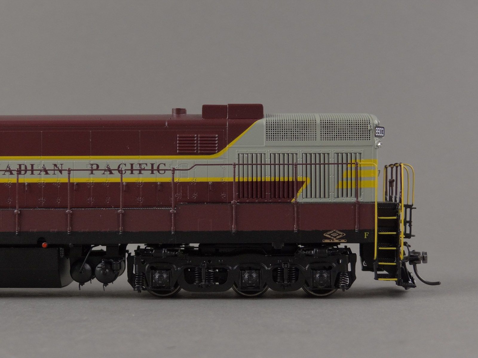 HO Division Point CP CPR Canadian Pacific FM H-24-66 Trainmaster #8903 ...