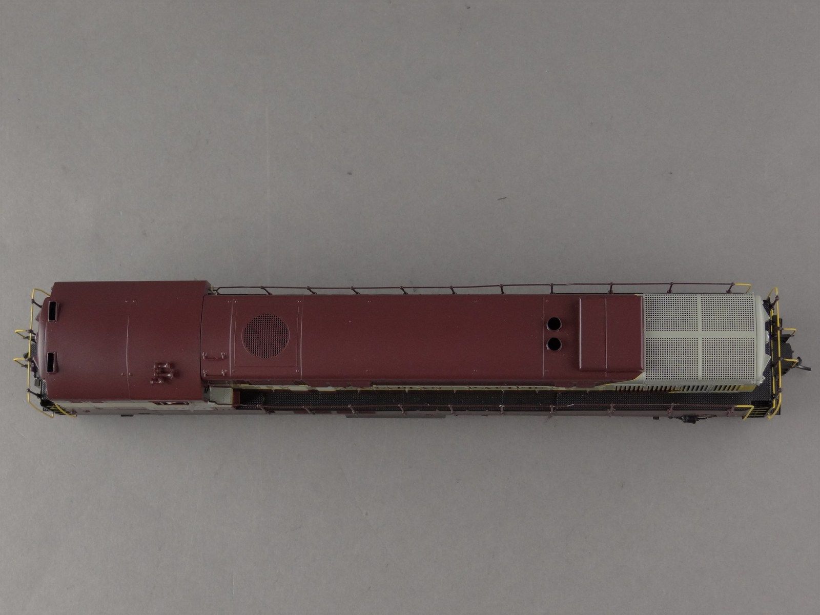 HO Division Point CP CPR Canadian Pacific FM H-24-66 Trainmaster #8903 ...