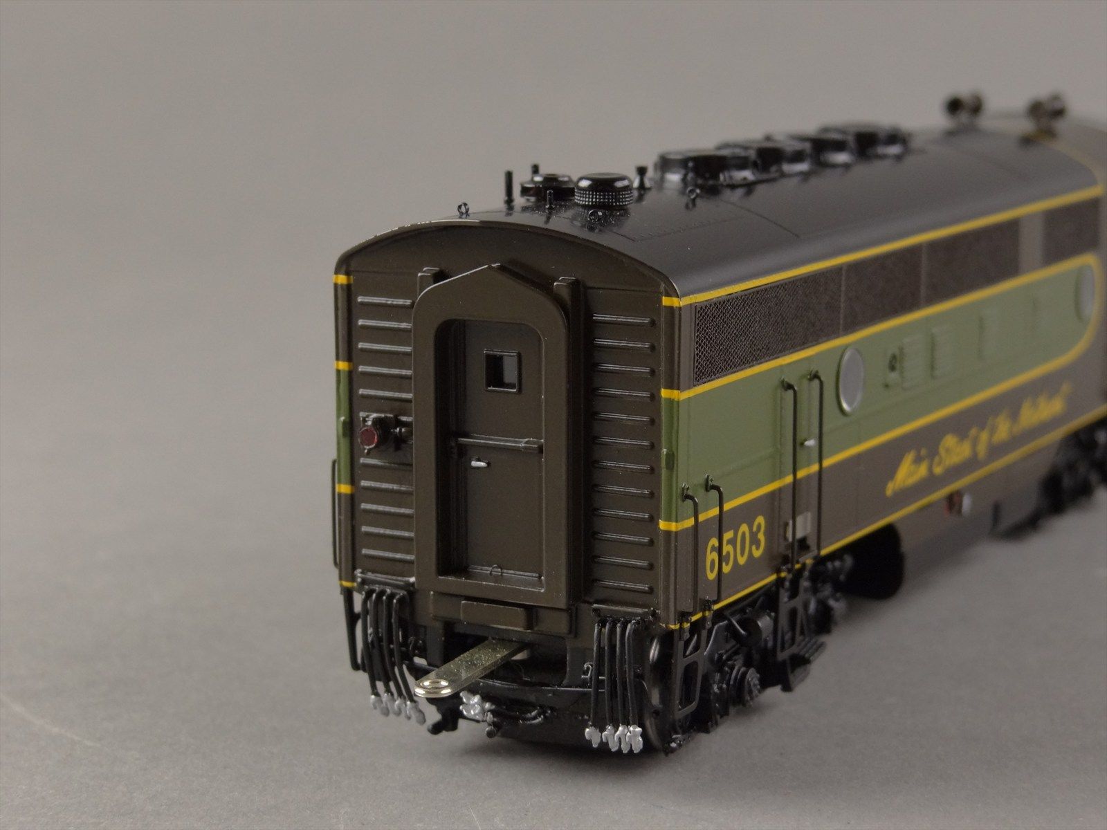 Desiel Tree HO CIL 2379.4 NP EMD F3 F3A Diesel #6503 - Pine Tree Scheme
