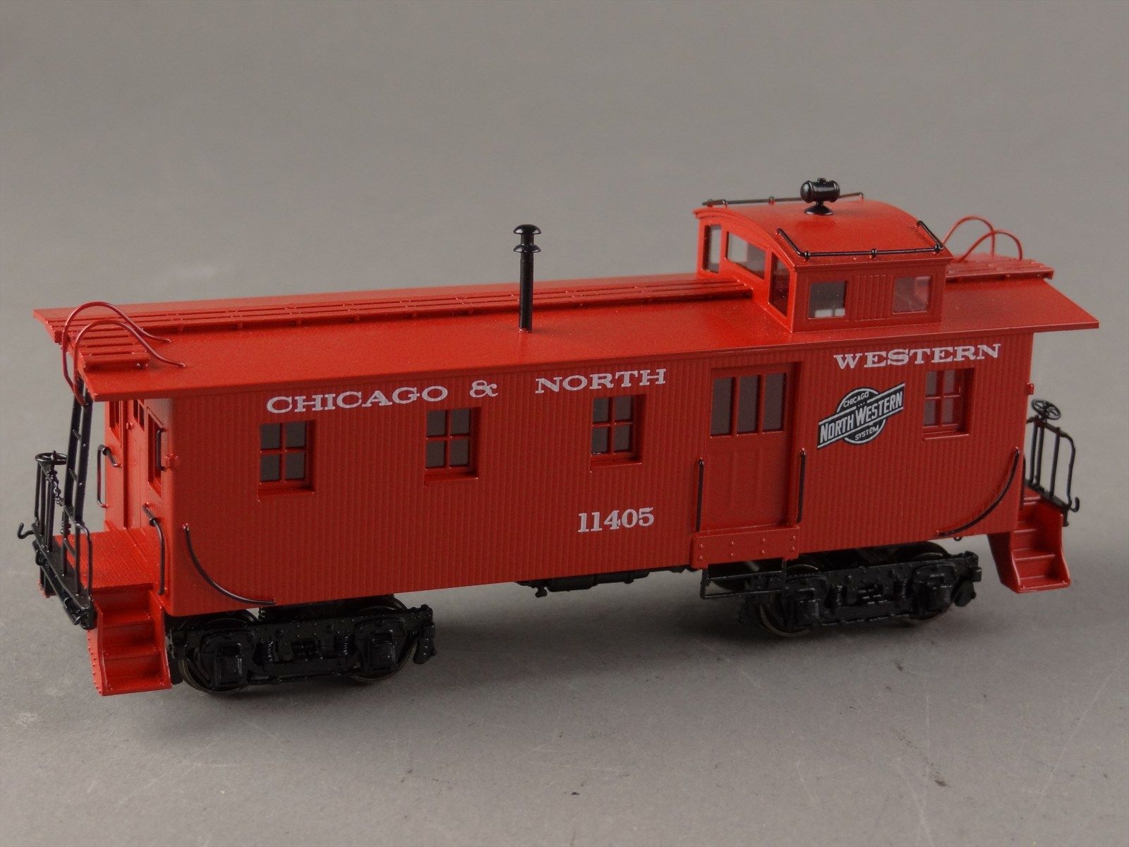 HO Division Point C&NW Side Door Caboose #11405