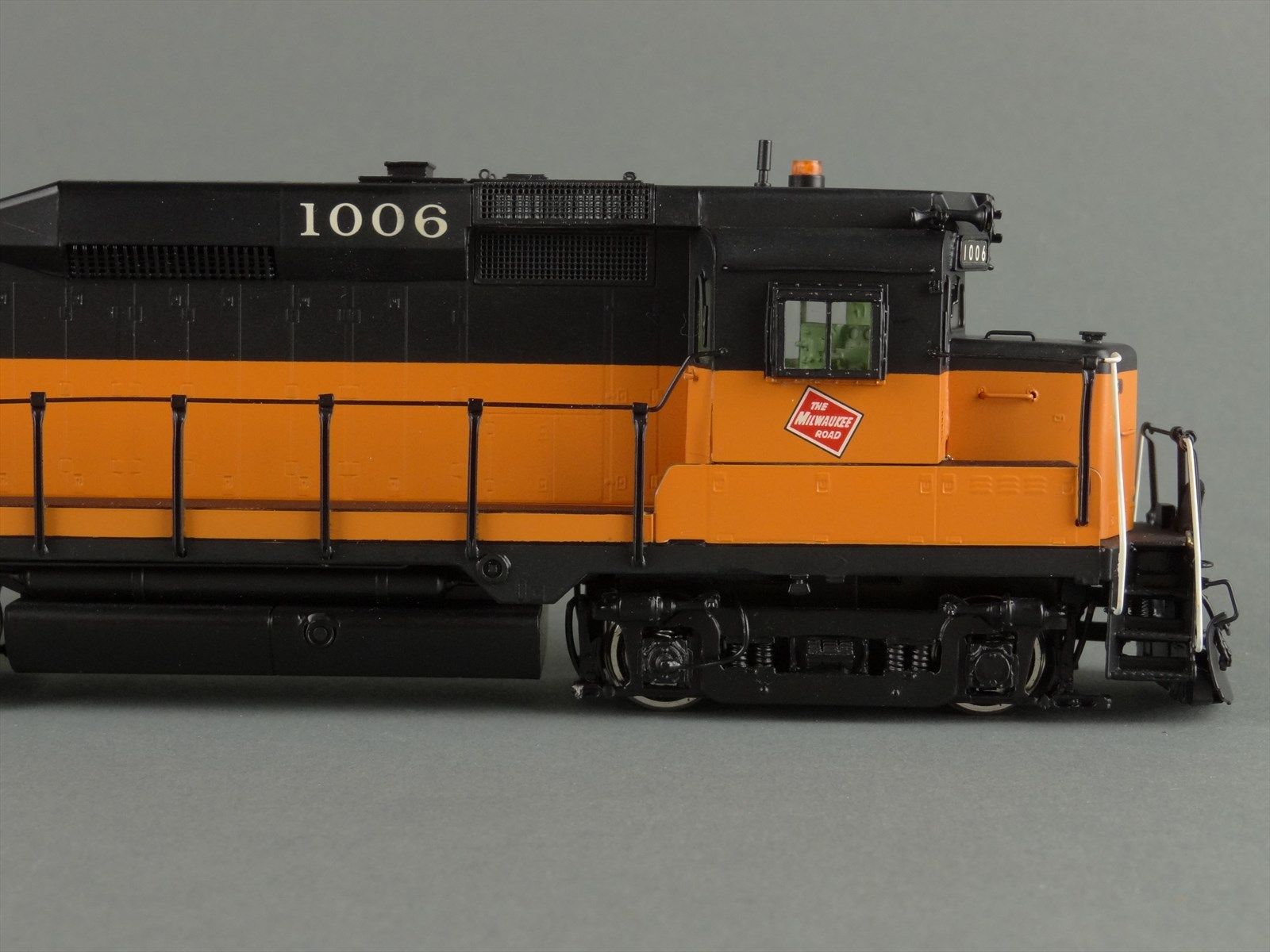 HO Brass Model Train - CIL 2160.1 Milwaukee EMD GP-30 Phase 2 Diesel ...