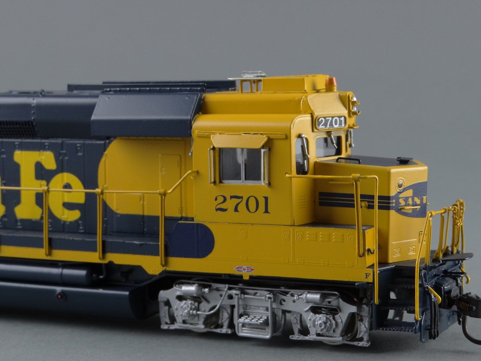 HO Brass Model Train - OMI 5014.1 ATSF Santa Fe GP30u Diesel #2701 ...