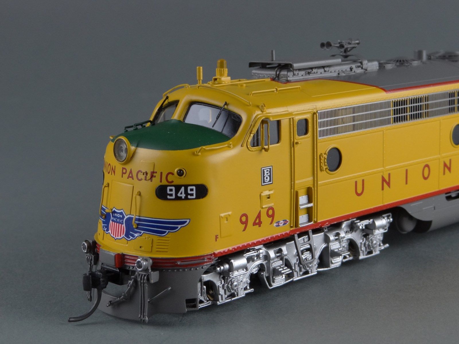 HO Brass Model Train - OMI #6225.1 Union Pacific ABA E9 Executive Set