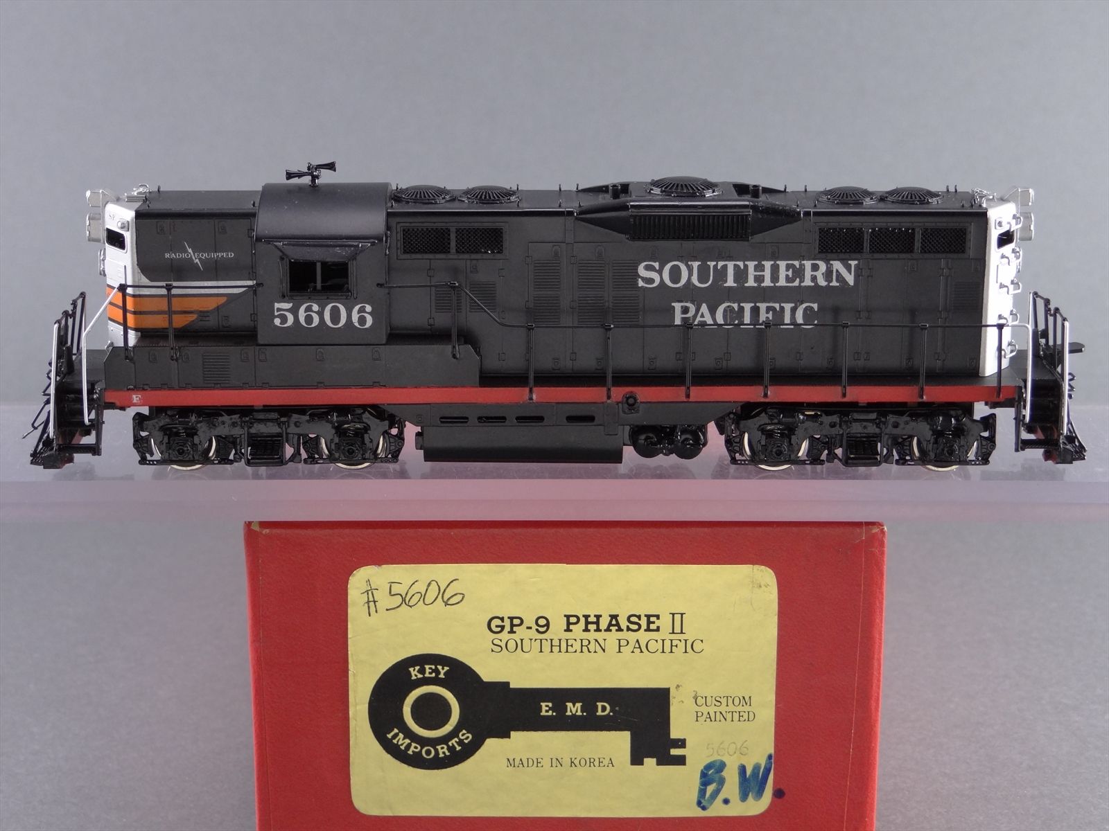 Product 054389 image