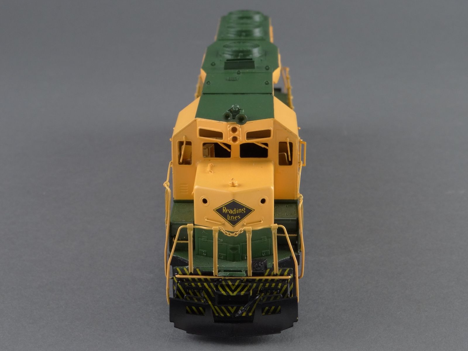 HO Brass Model Train -Oriental Limited Reading Bee Line Service EMD ...