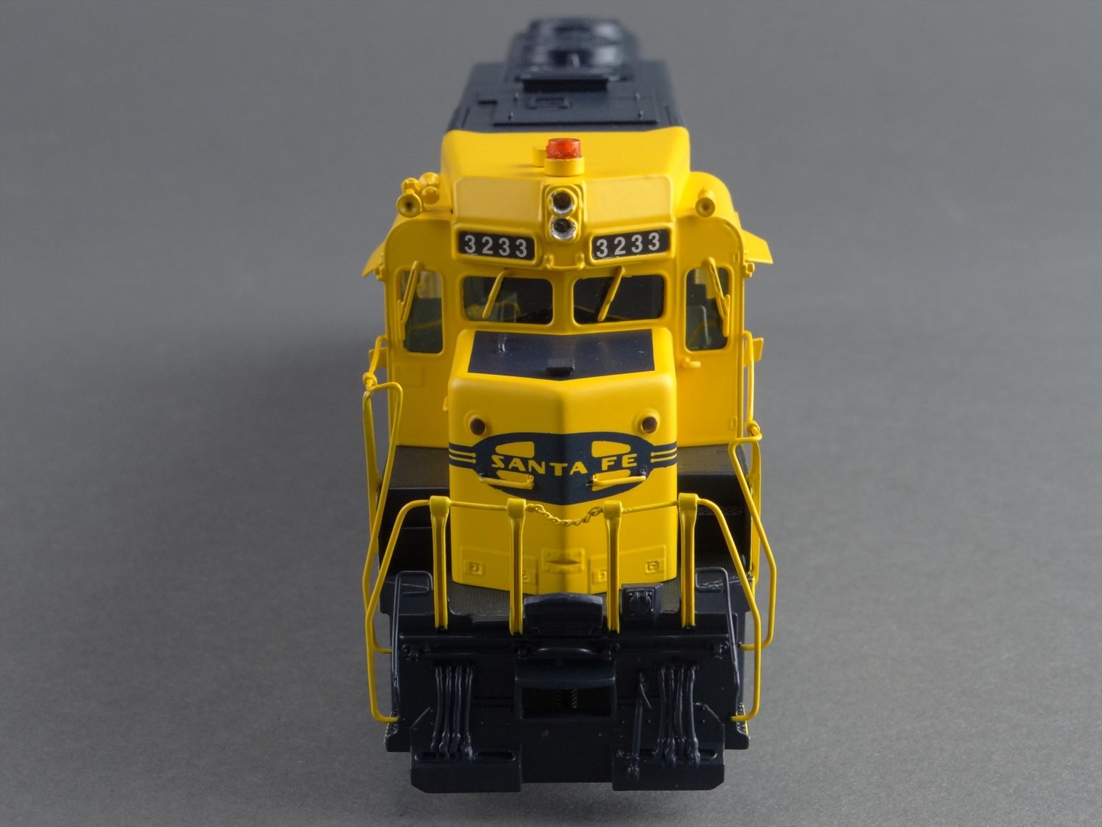 HO Brass Model Train - CIL 2151.1 ATSF Santa Fe GP-30 Phase 1 #3233 w ...
