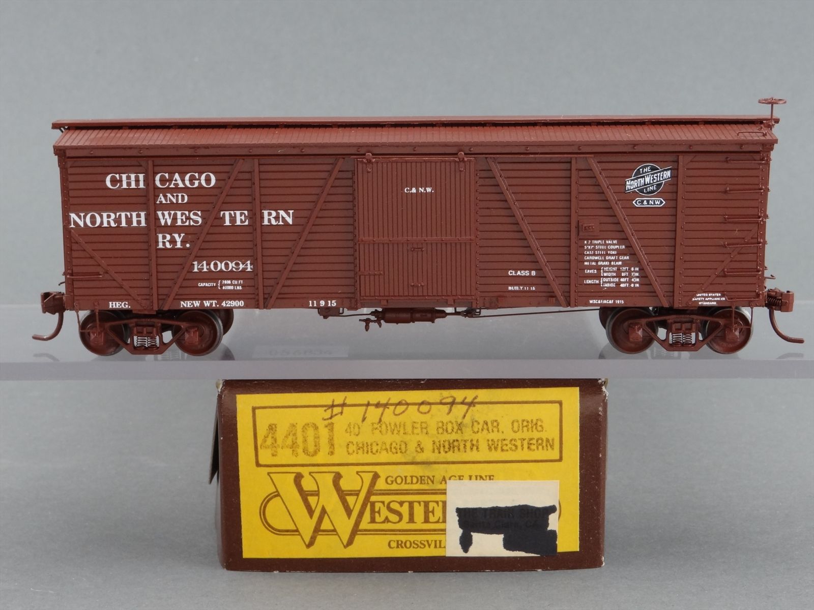 HO Westerfield 4401 Pro Built Kit C&NW 40' Outside Braced Box Car
