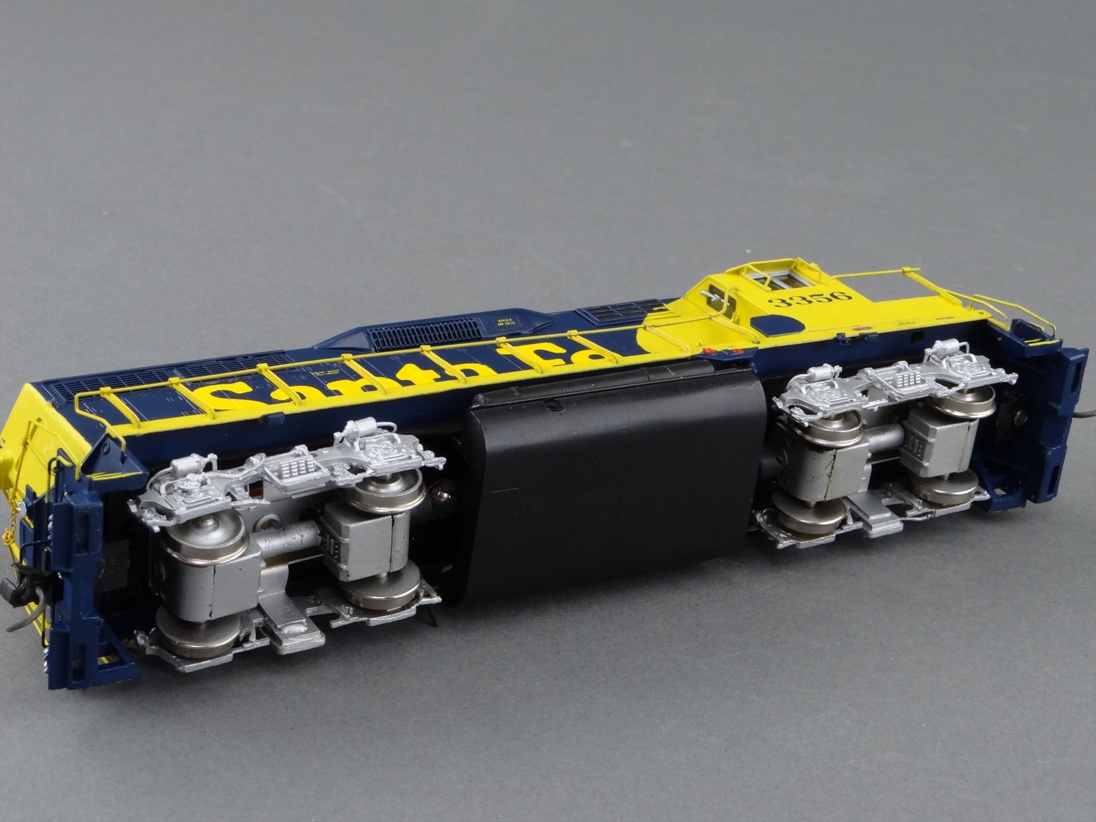 HO Brass Model Train - OMI 1846.1 ATSF Santa Fe GP-35 Diesel #3356 - Custom