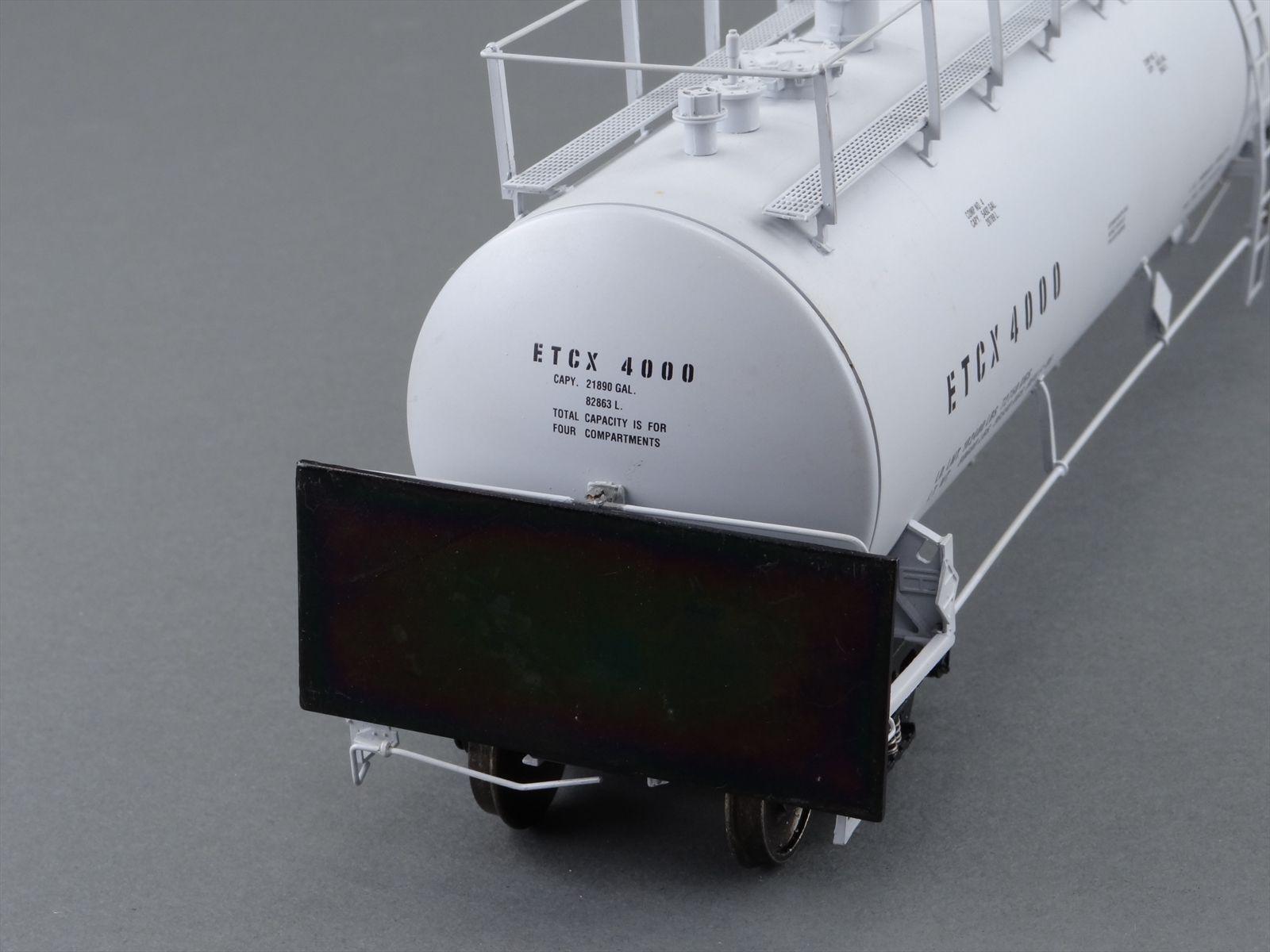 O Scale Pecos River Brass 4464E ETCX Eastman Trinity Industries 4-Dome ...