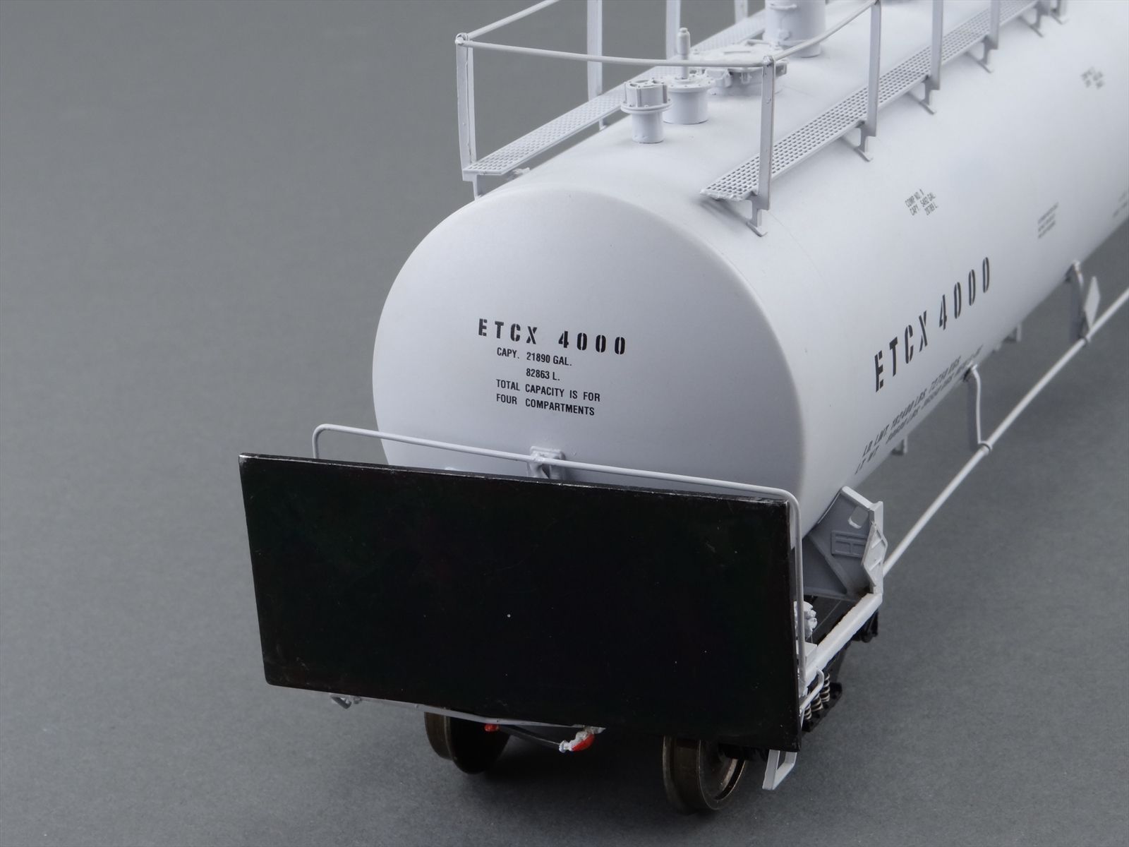 O Scale Pecos River Brass 4464E ETCX Eastman Trinity Industries 4-Dome ...