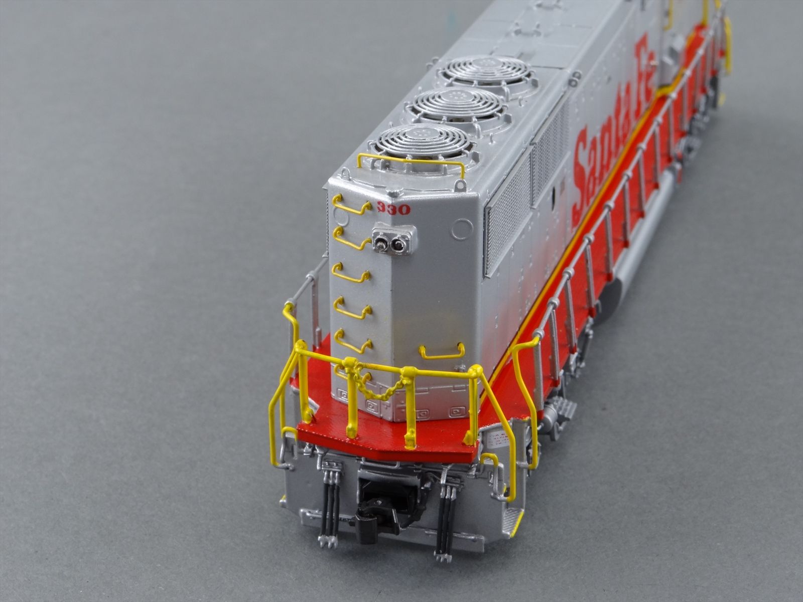 HO Brass Model Train - OMI 5401.1 ATSF Santa Fe GP60B Diesel #330 ...