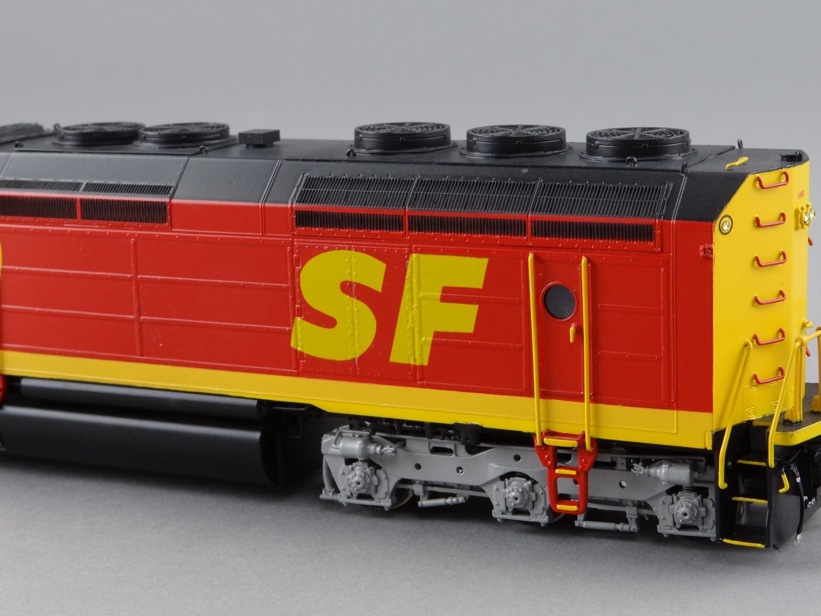 HO Brass Model Train - OMI 5995 Overland ATSF Santa Fe Kodachrome SDF45 ...