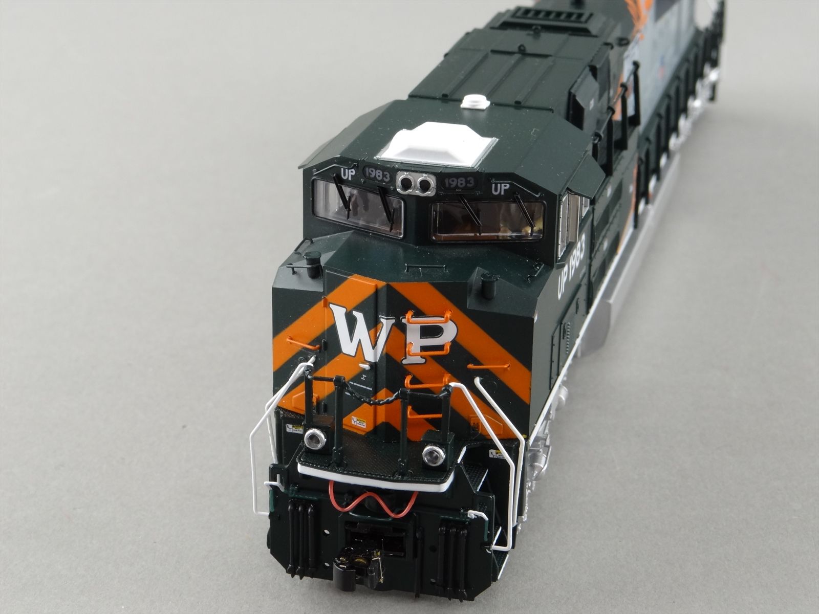 HO Scale MTH 80-2008-1 WP #UP1983 SD70ACE Diesel Western Pacific w ...