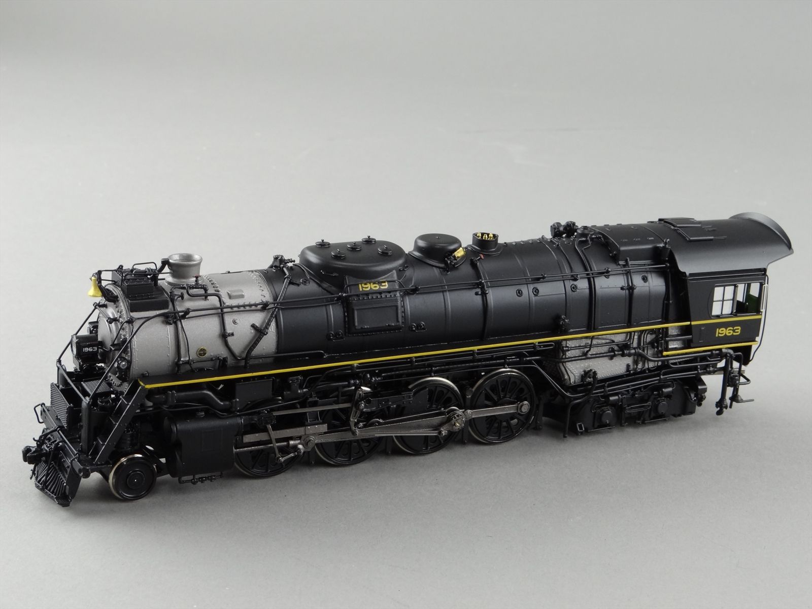HO Brass Model Train - DP 8222 Division Point L&N Louisville ...