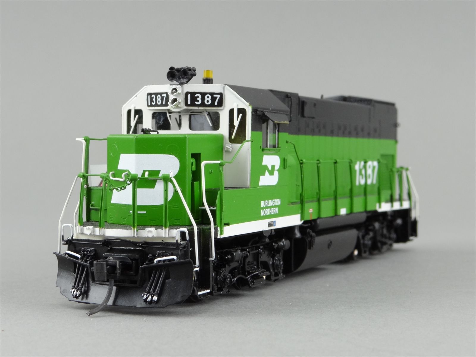 HO Brass Model Train - OMI 6744.1 BN Burlington Northern GP15-1 Diesel ...