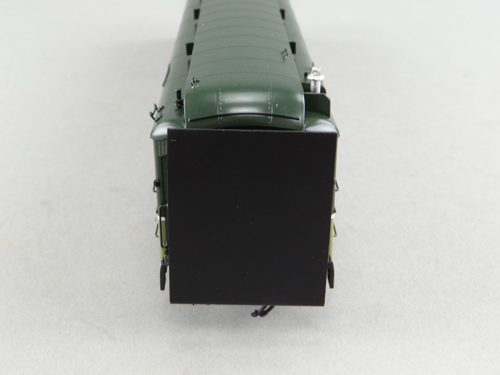 HO Brass Model Train - W&R Enterprises NP Mail & Express Car #1402 ...