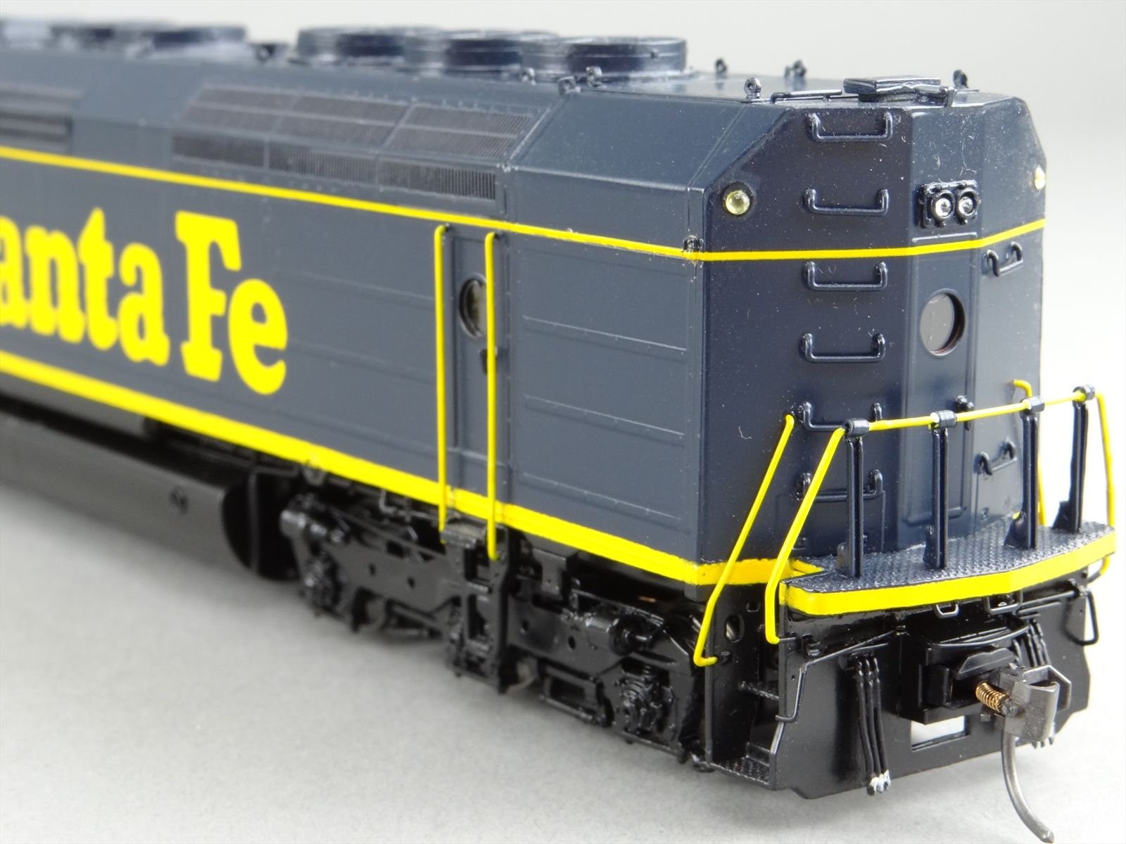HO Brass Model - OMI 5672.1 Overland ATSF Santa Fe FP45 Diesel #5947 ...