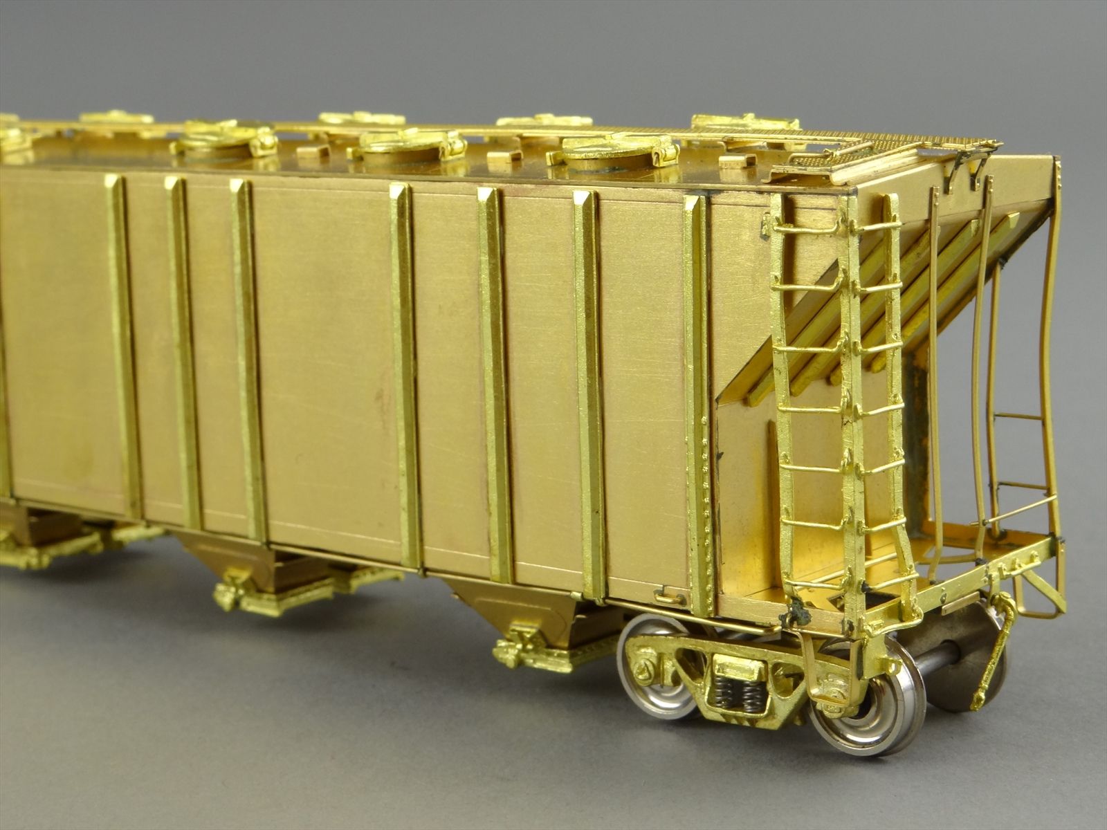 HO Brass Model Train - OMI 3318 SOU Southern Big John Covered Hopper ...