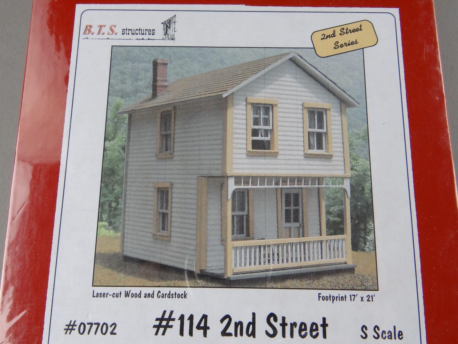 S Scale BTS Structures Craftsman Kit #07702 - 2-Story House #114 2nd Street