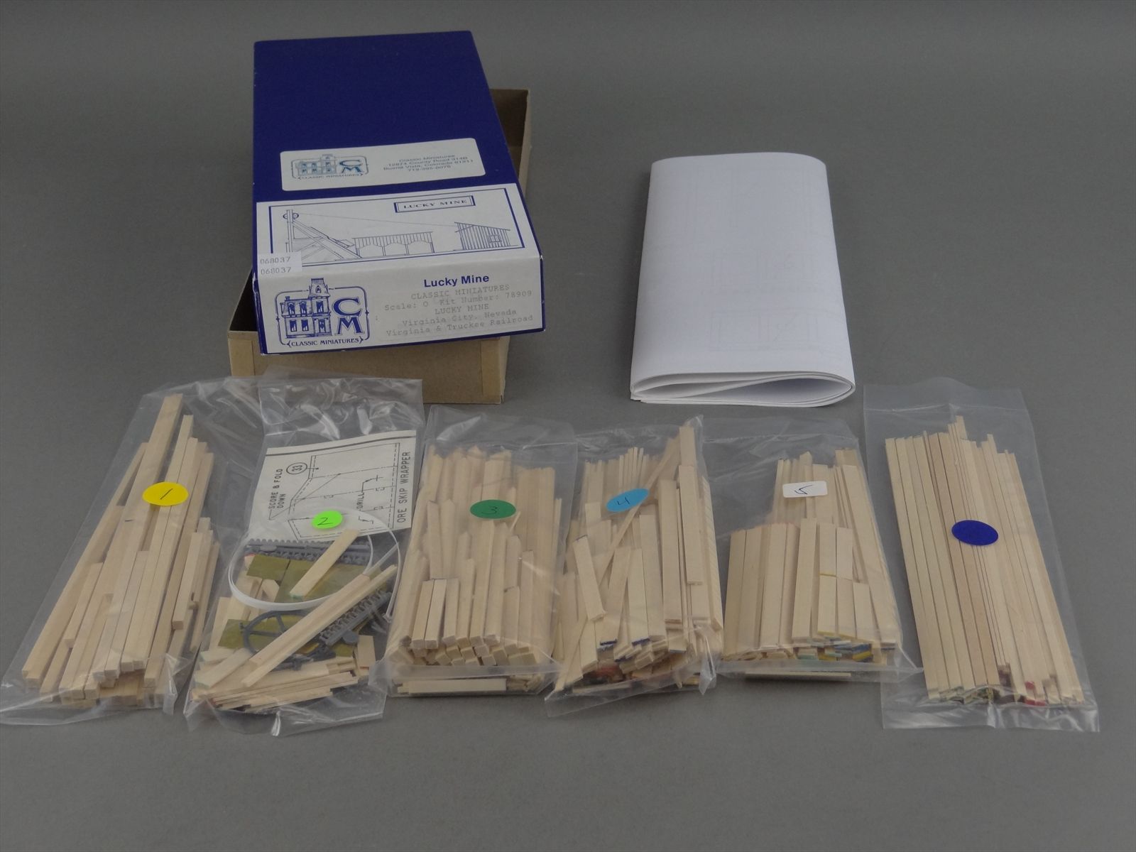 Product 068037 image