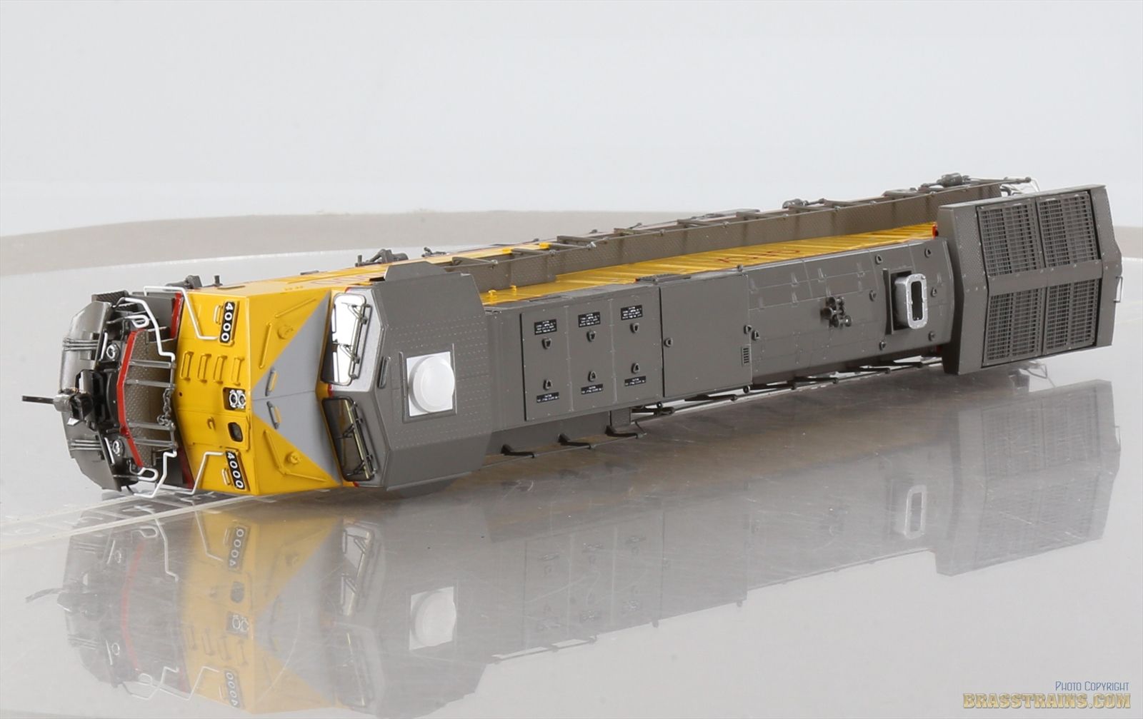 HO Brass Model - OMI 6567.1 GECX AC4400CW #4000 - F/P 1998 Run
