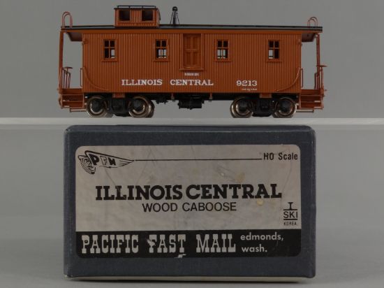 HO Brass Model Train - PFM IC Illinois Central Wood Caboose #9213 