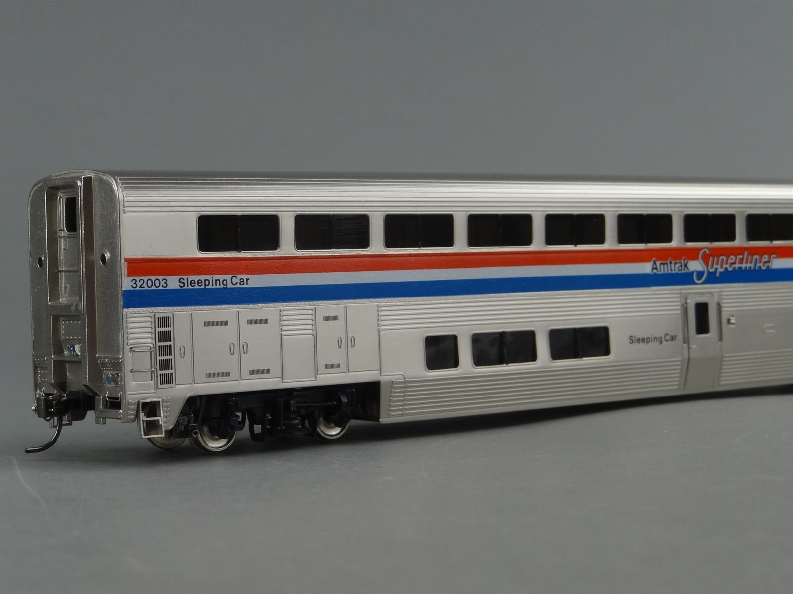 HO Brass Model - PFM Samhongsa Amtrak Superliner Passenger Sleeping Car ...
