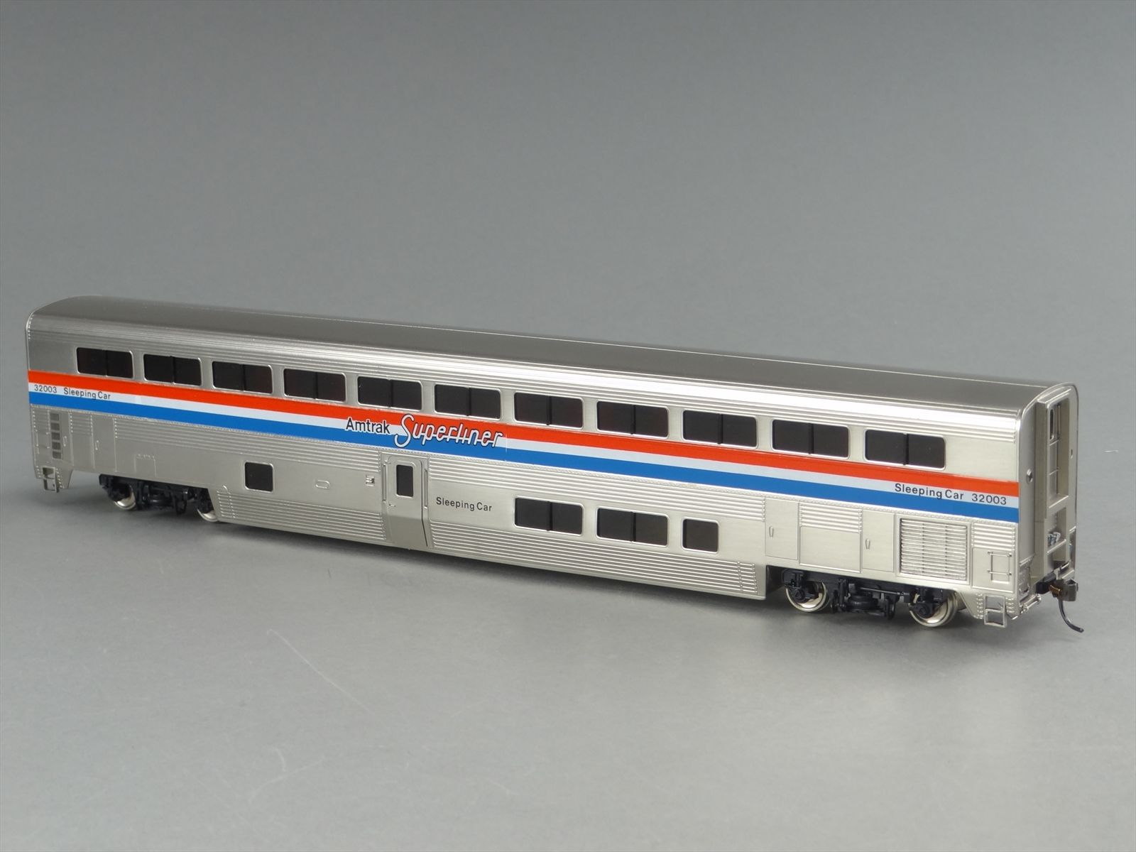 HO Brass Model - PFM Samhongsa Amtrak Superliner Passenger Sleeping Car ...