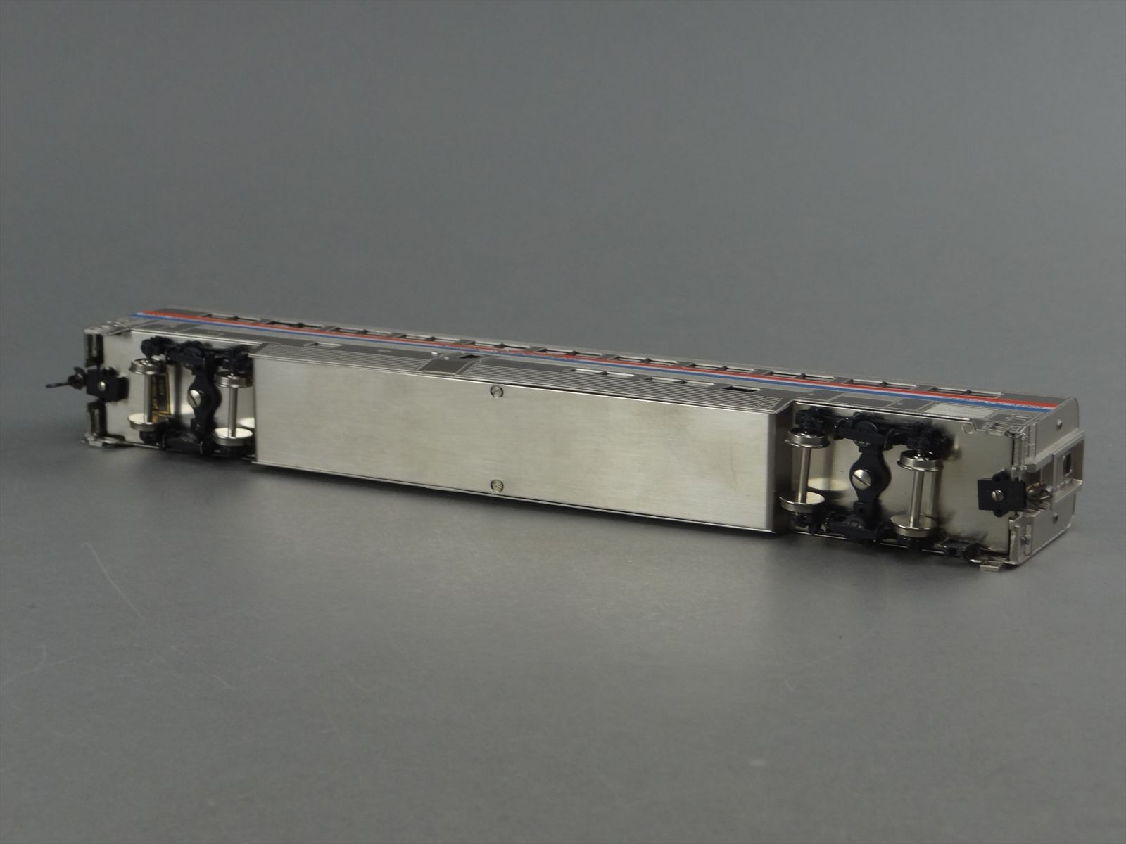 HO Brass Model - PFM Samhongsa Amtrak Superliner Passenger Sleeping Car ...