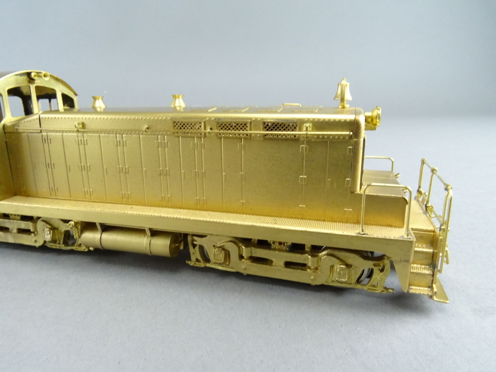 BARGAIN BRASS HO Brass Model - Alco Models D-140 KMT EMD SW-1 Diesel ...