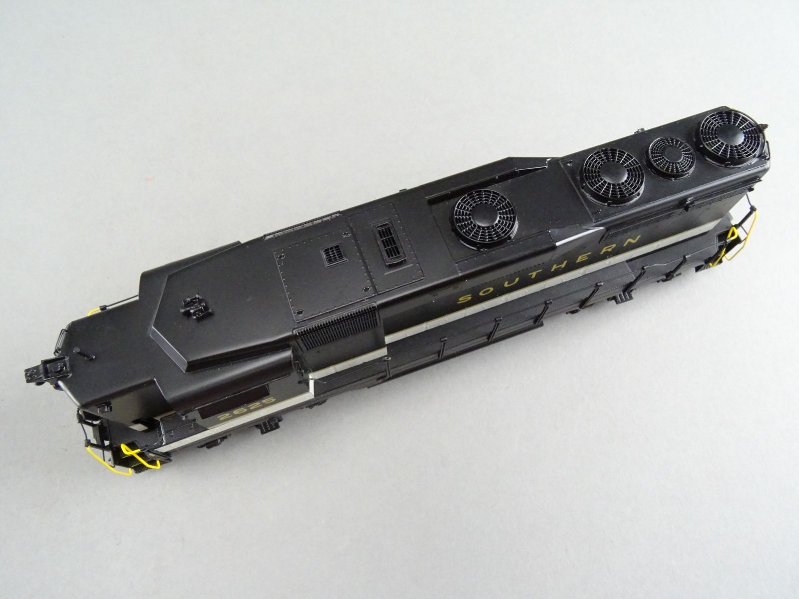 HO Brass Model - CIL 2166.1 SOU Southern GP30 Phase II Hi-Hood #2625 ...