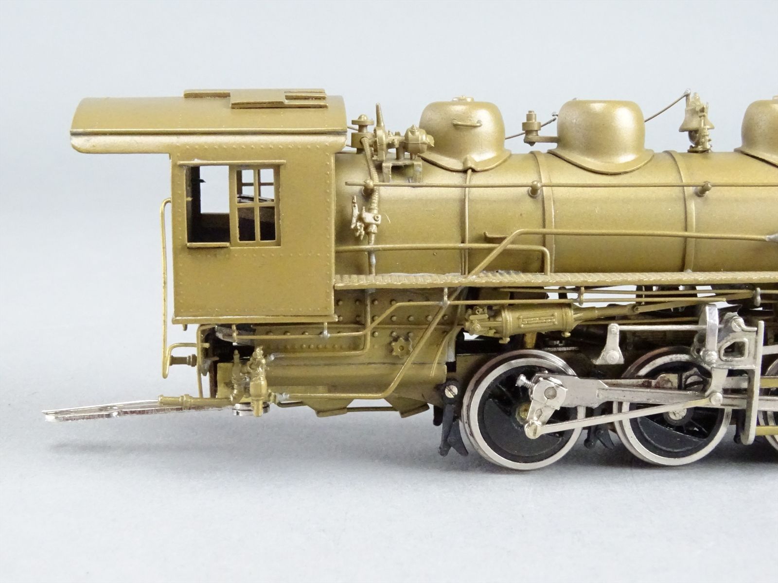HO Scale Brass Model Steam Locomotive - ALCO S-101 USRA 0-6-0 - Unpainted