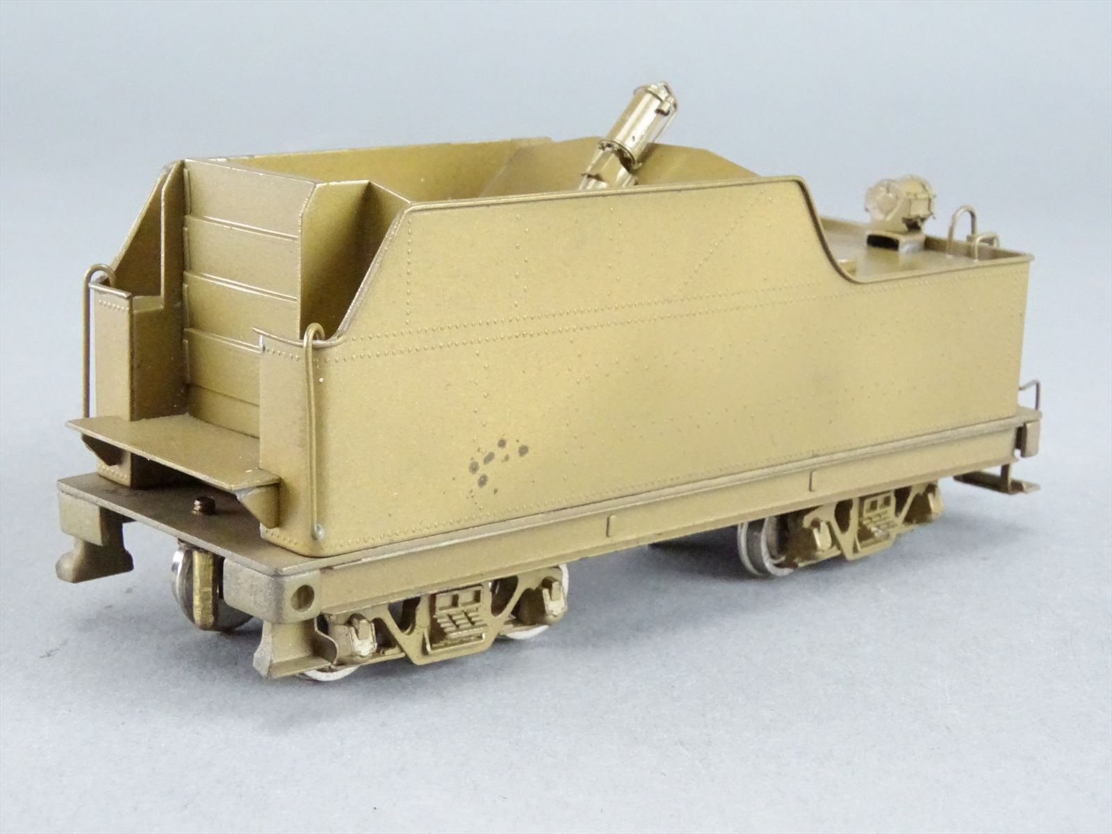 HO Scale Brass Model Steam Locomotive - ALCO S-101 USRA 0-6-0 - Unpainted