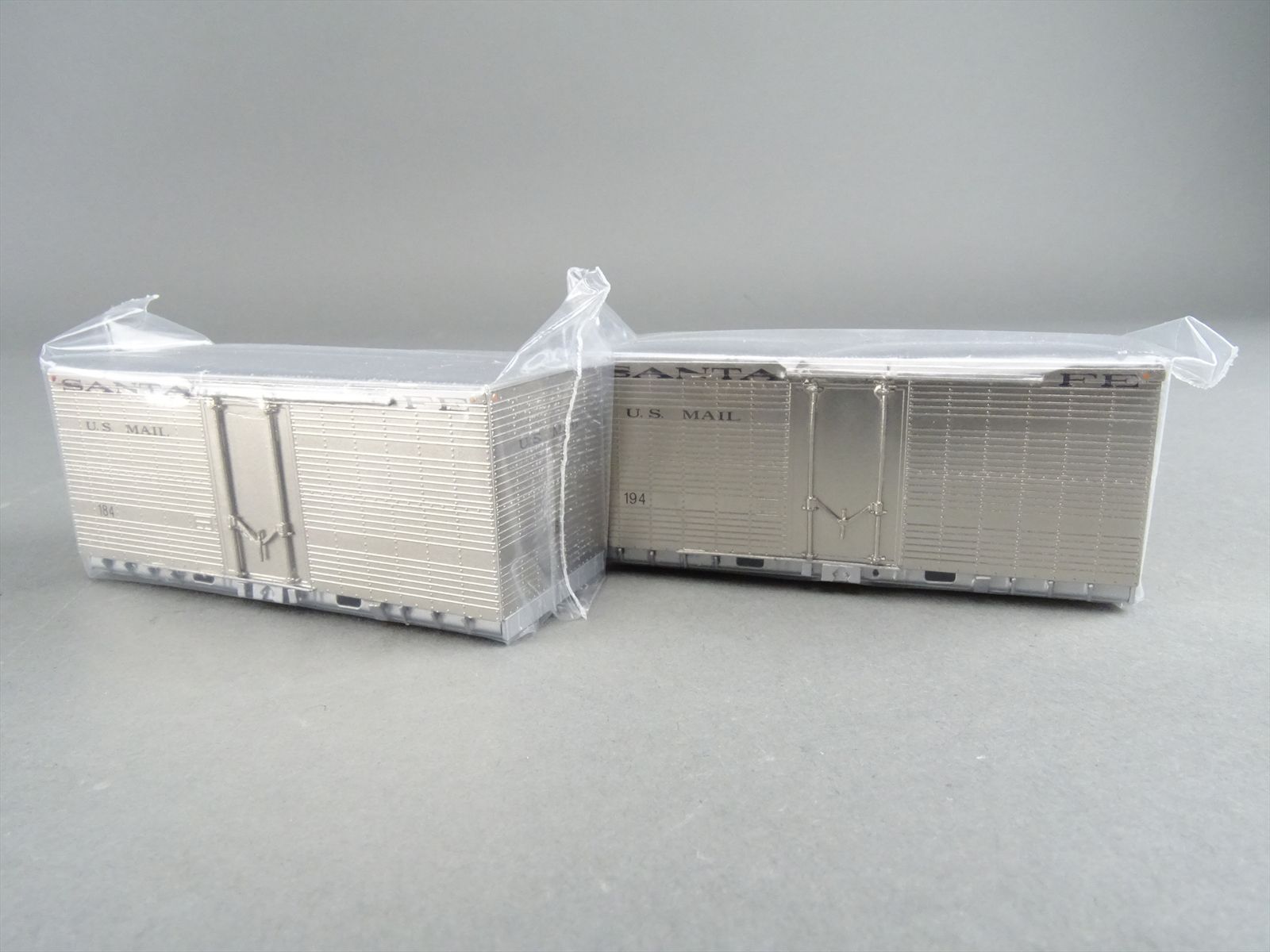 HO Brass Model - TCY 0477.1.1 AT&SF Santa Fe Mail Containers ONLY - 4 ...
