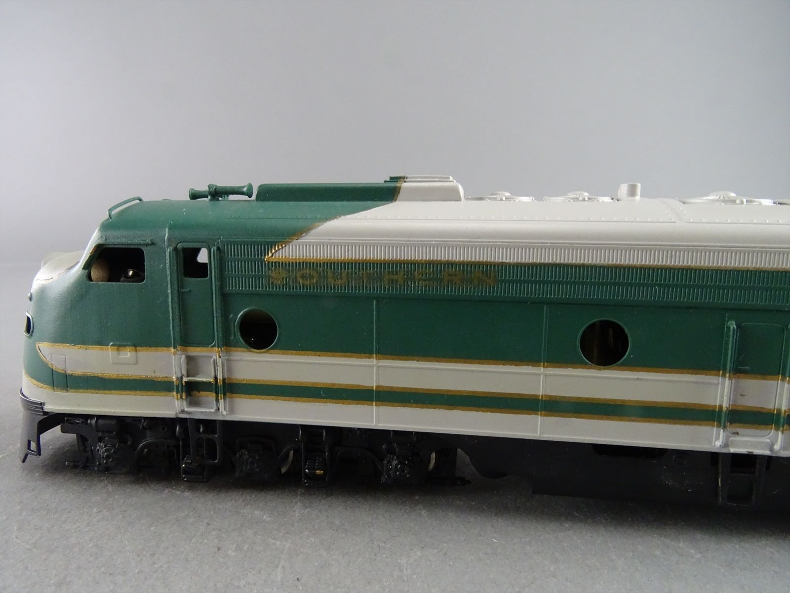HO Brass Model - TID Trains, Inc. SOU Southern EMD E9 E9A A Unit Only ...